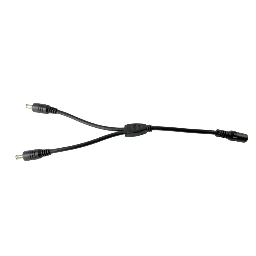 Power injection T-connector, male to female